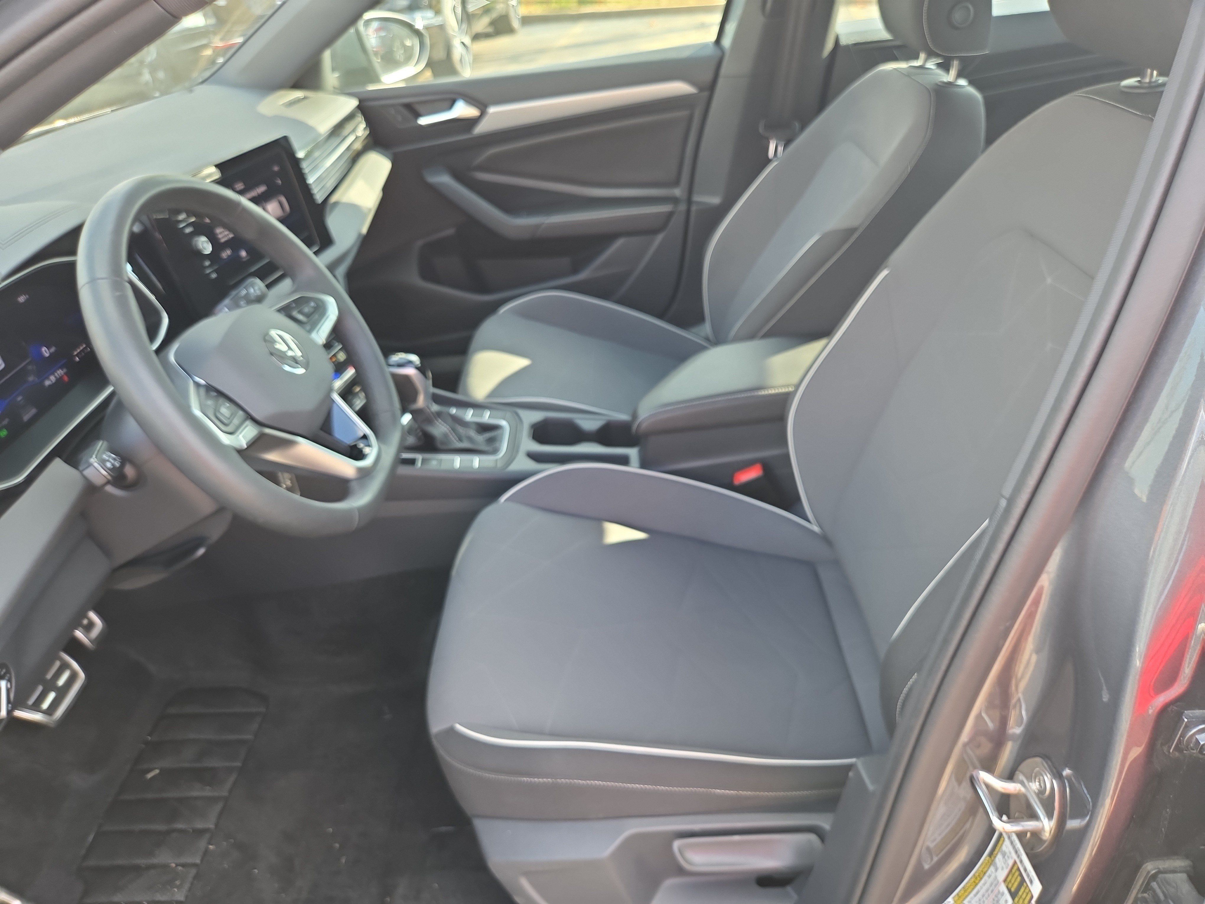 Certified 2026 Volkswagen Jetta Sport FWD image 5