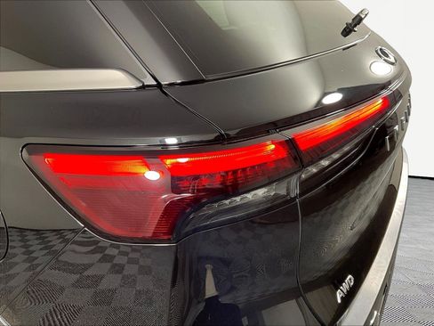 Used 2024 INFINITI QX60 Luxe AWD/4WD image 23