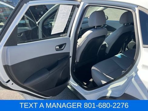 Used 2021 Hyundai Kona Ultimate w/ Winter Weather Package AWD/4WD image 31