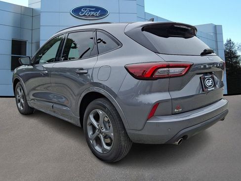 Certified 2023 Ford Escape ST-Line w/ Tech Pack #1 AWD/4WD image 5