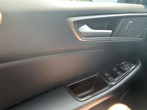 Used 2015 Ford Edge SEL w/ Canadian Touring Package AWD/4WD image 32