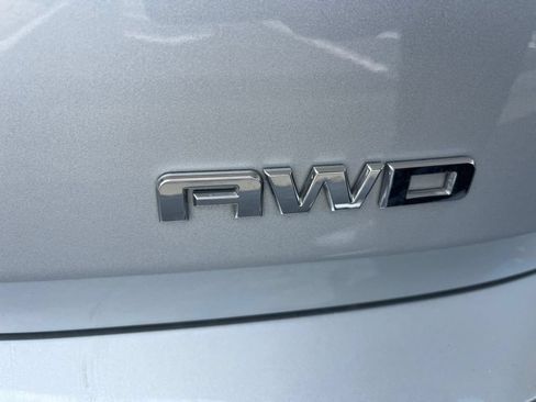 Used 2020 GMC Terrain Denali w/ Denali Premium Package AWD/4WD image 6
