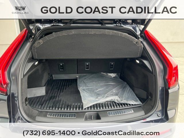 Certified 2023 Cadillac XT4 Premium Luxury w/ Cold Weather Package FWD image 11