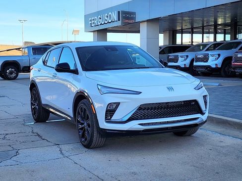 New 2026 Buick Envista Sport Touring image 2