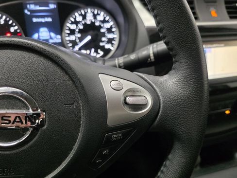 Used 2016 Nissan Sentra SV w/ Driver's Assist Package image 20