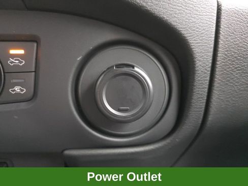 Used 2024 Nissan Frontier SV w/ SV Convenience Package AWD/4WD image 35
