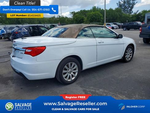 Used 2012 Chrysler 200 Touring FWD image 4