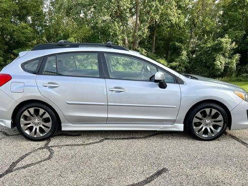Used 2012 Subaru Impreza 2.0i Sport Premium AWD/4WD image 2