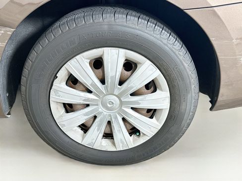 Used 2011 Volkswagen Jetta Sedan FWD image 11