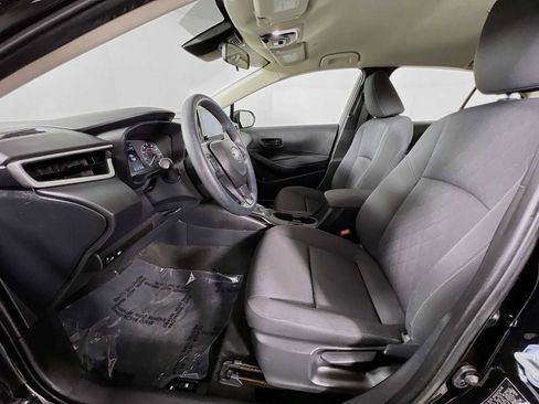 Used 2024 Toyota Corolla LE image 20
