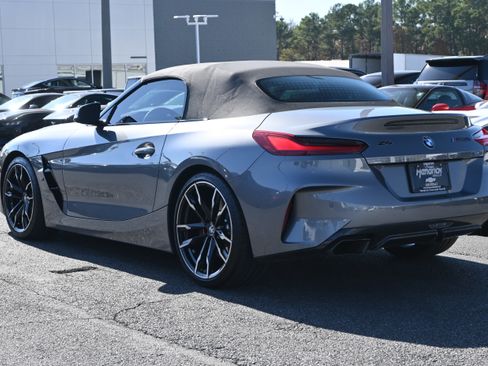 Used 2025 BMW Z4 M40i w/ Premium Package image 12