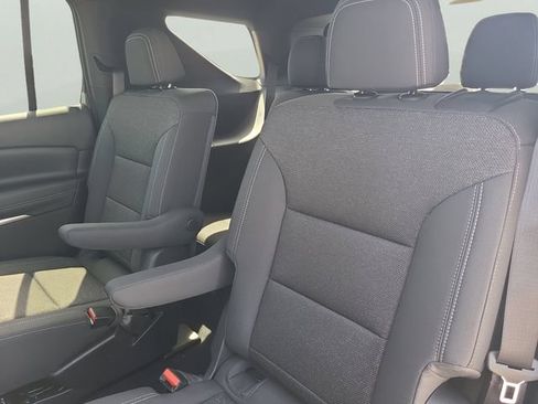 New 2026 Chevrolet Traverse LT FWD image 7