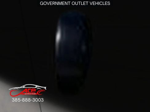 Used 2017 Nissan Sentra SV image 2