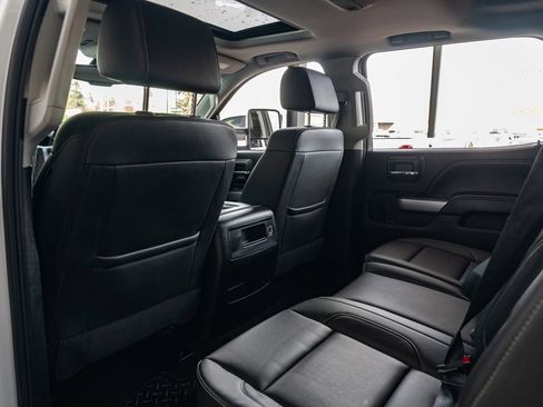 Used 2018 Chevrolet Silverado 2500 LTZ image 23