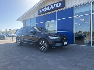 Used 2025 Volvo XC60 B5 Plus AWD/4WD video 1