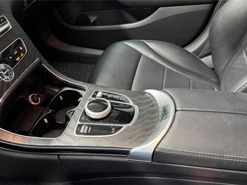 Used 2020 Mercedes-Benz C 300 Sedan image 30