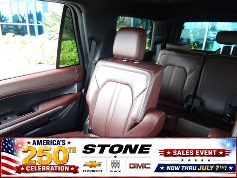 Used 2022 Ford Expedition Limited AWD/4WD image 13
