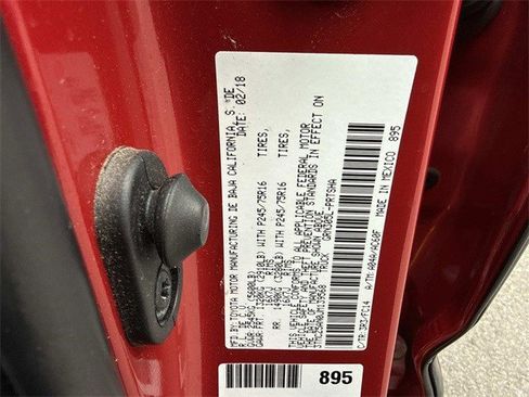 Used 2018 Toyota Tacoma SR5 image 29