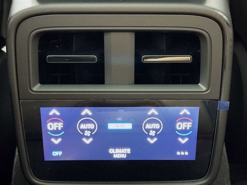 New 2025 Porsche Taycan 4 image 27