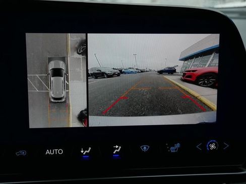 Used 2024 Chevrolet Equinox EV RS AWD/4WD image 15