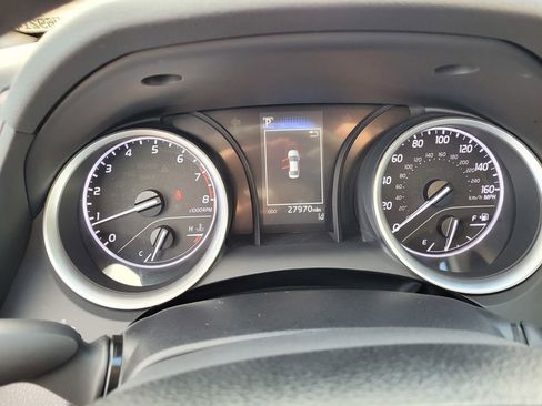 Used 2022 Toyota Camry LE w/ Carpet Mat Package (TMS) FWD image 22