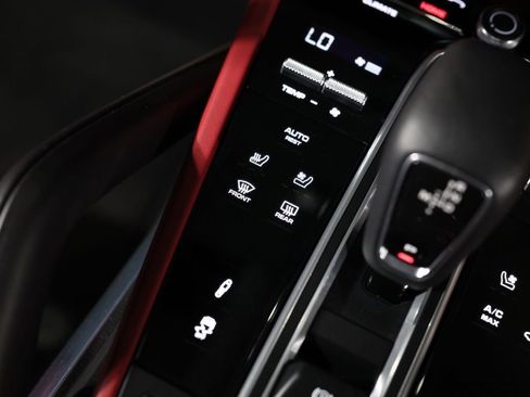 Used 2022 Porsche Cayenne Turbo image 39