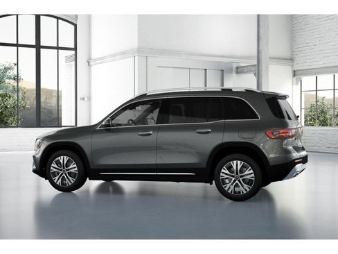 New 2026 Mercedes-Benz GLB 250 4MATIC image 33