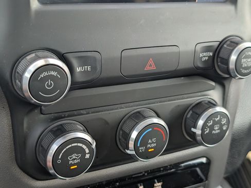 Used 2022 RAM 1500 Big Horn RWD image 24