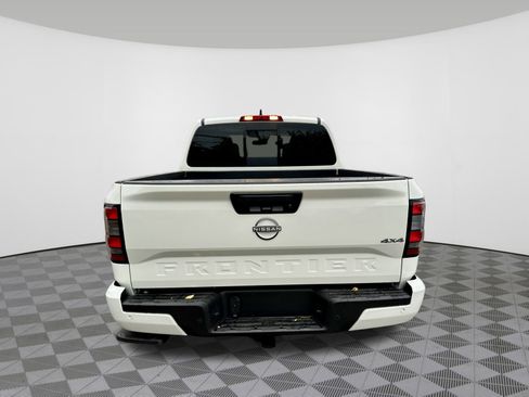 New 2026 Nissan Frontier SV image 8