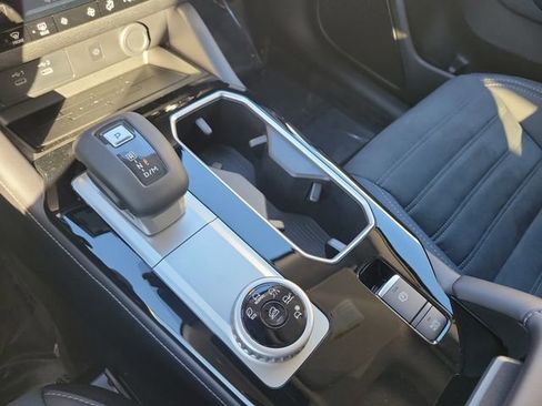 New 2026 Mitsubishi Outlander SE image 34