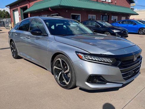 Used 2021 Honda Accord Sport Special Edition image 3