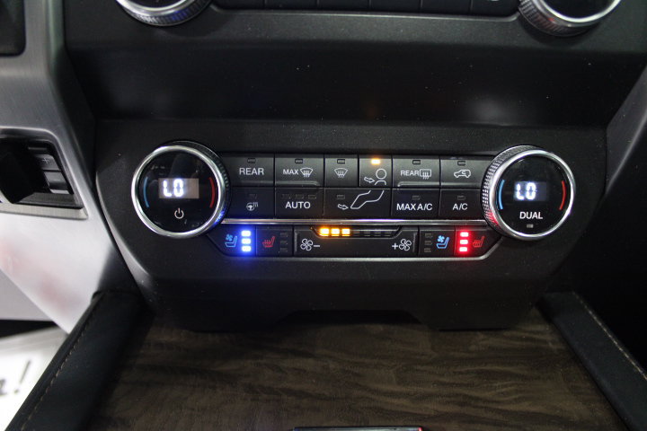 Used 2020 Ford Expedition Platinum AWD/4WD image 37
