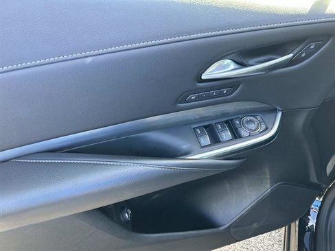 Used 2024 Cadillac XT4 Premium Luxury image 20