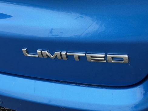 Used 2024 Jeep Compass Limited image 10