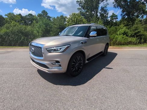 Used 2023 INFINITI QX80 Sensory w/ Cargo Package AWD/4WD image 4