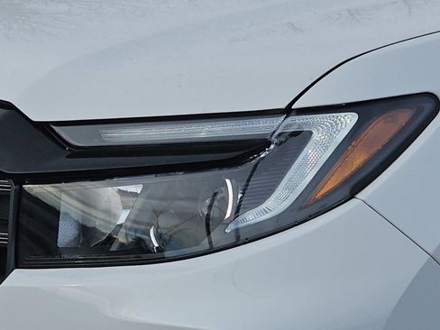 Used 2025 Honda Ridgeline TrailSport image 23