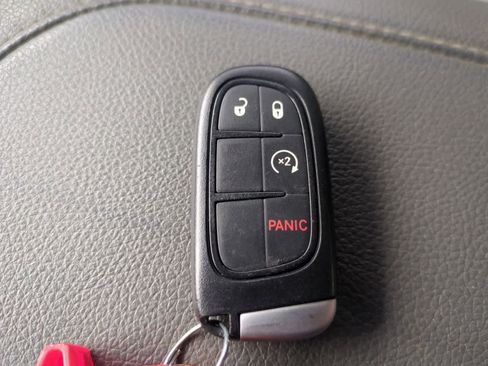 Certified 2017 RAM 2500 Laramie w/ Convenience Group image 38