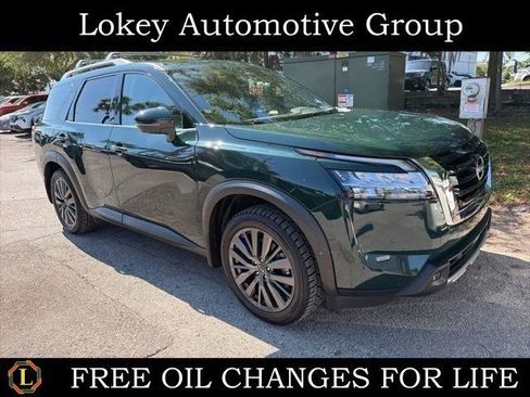 Certified 2022 Nissan Pathfinder SL w/ SL Premium Package FWD image 1