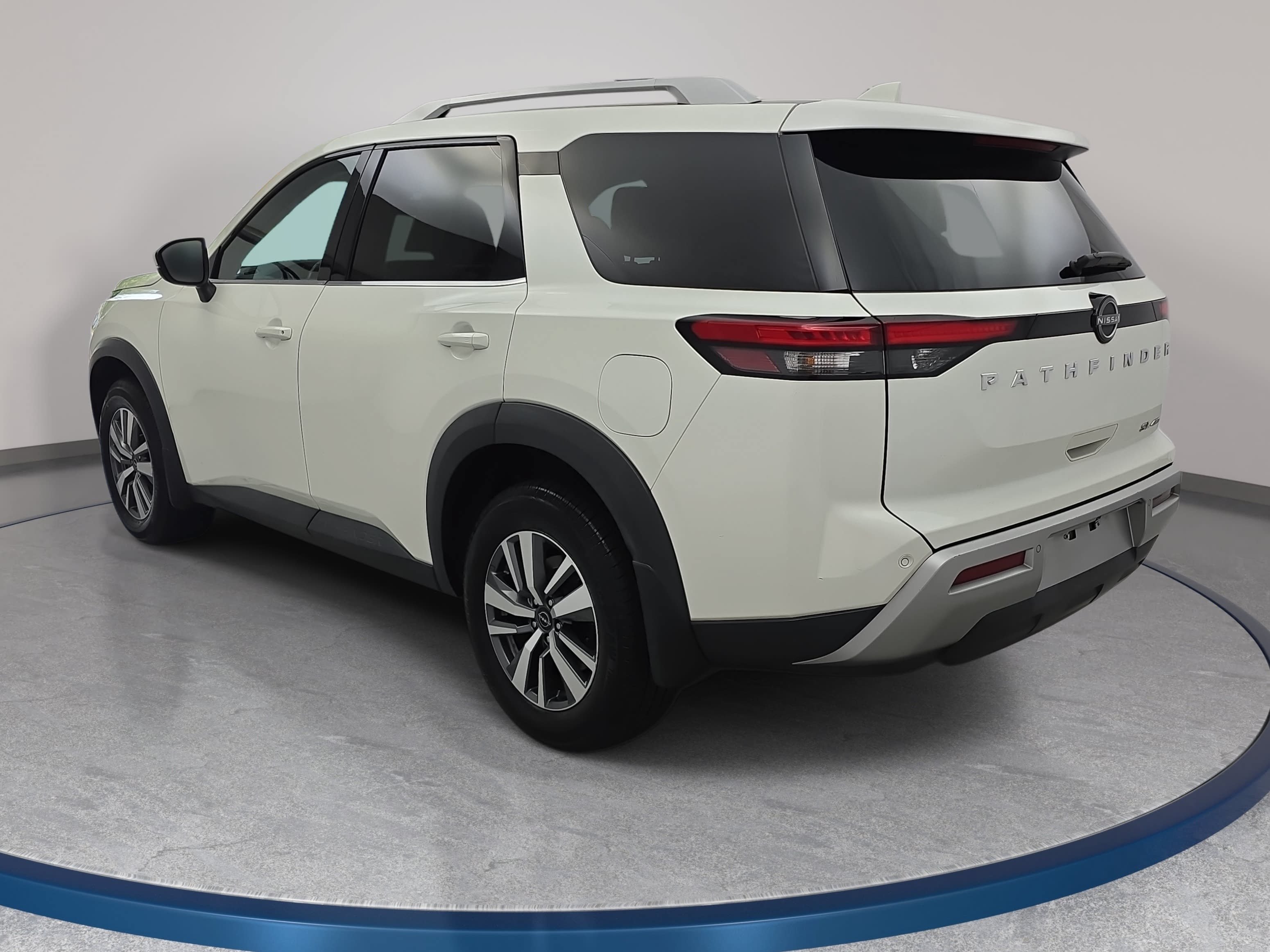 Certified 2023 Nissan Pathfinder SL AWD/4WD image 7