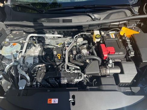 New 2025 Mitsubishi Outlander SE image 10