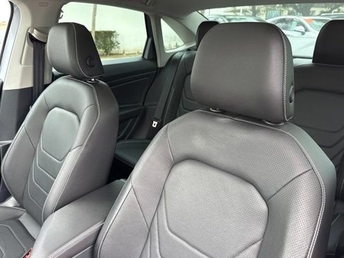 Used 2023 Volkswagen Jetta SEL FWD image 21