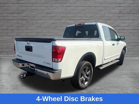 Used 2015 Nissan Titan SV w/ SV Value Truck Package AWD/4WD image 8