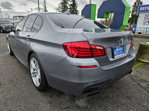 Used 2012 BMW 550i xDrive Sedan image 2