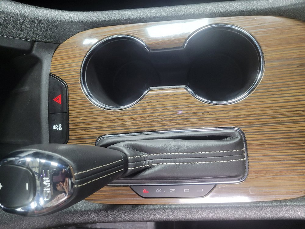 Used 2019 GMC Acadia SLE FWD image 26