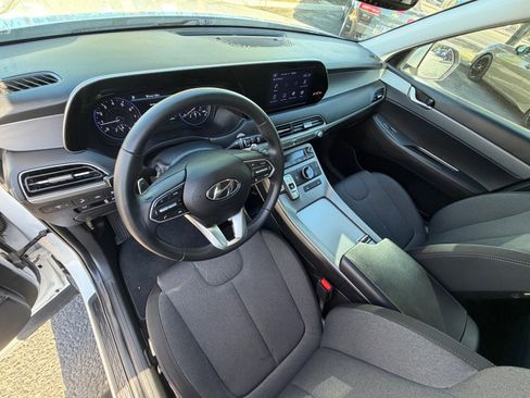 Used 2022 Hyundai Palisade SEL w/ Convenience Package image 16