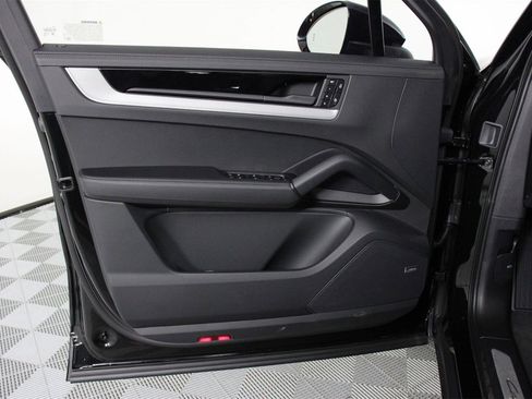 New 2026 Porsche Cayenne E-Hybrid image 21