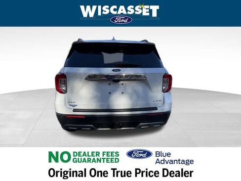 Certified 2022 Ford Explorer XLT w/ Equipment Group 202A image 33