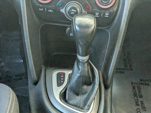 Used 2016 Dodge Dart SXT w/ Rallye Appearance Group image 13