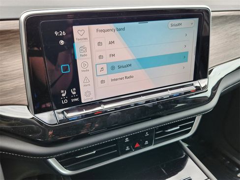 New 2025 Volkswagen Atlas SEL Premium R-Line image 10