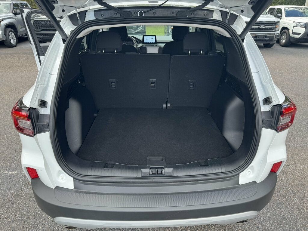 Used 2026 Ford Escape Active FWD image 8